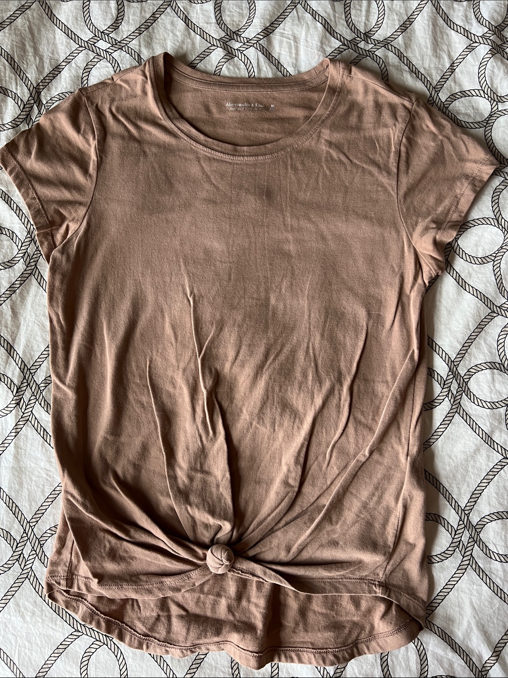 Abercrombie Knot-Front Tee In Dusty Rose